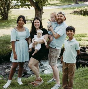 Britts, Bows & Brave Beginnings